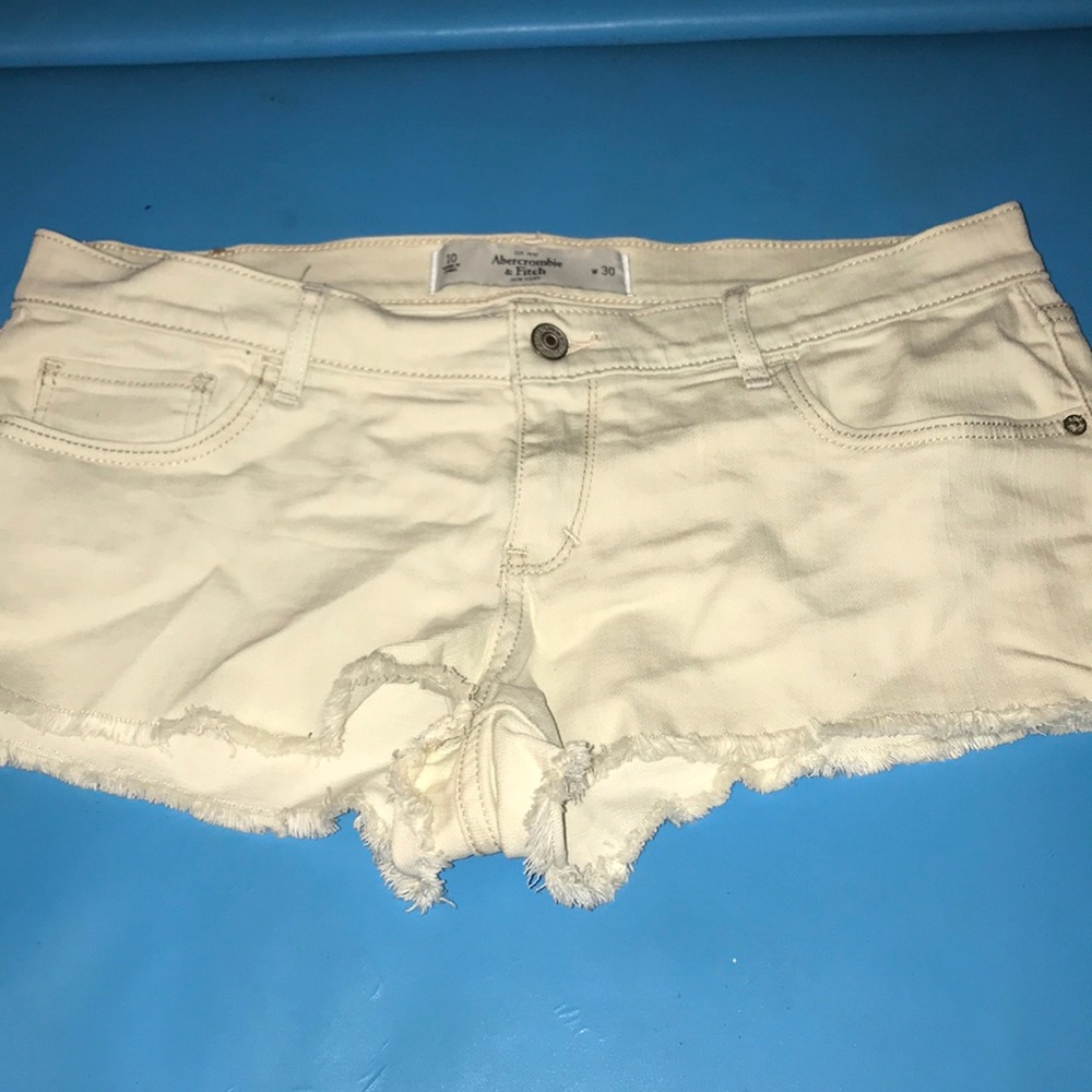 abercrombie and fitch shorts! NWT.